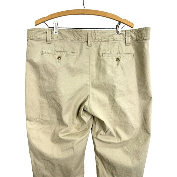 Gap Favorite Khaki Capri Women’s Sz 16 Flat Front Tan Pockets Capri Pants - Picture 5 of 12